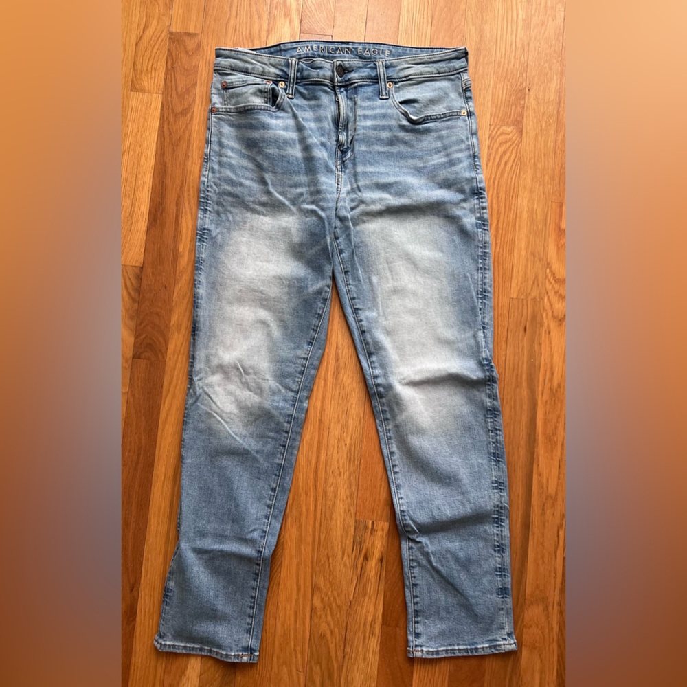 American Eagle Outfitters Light Blue Skinny Jeans